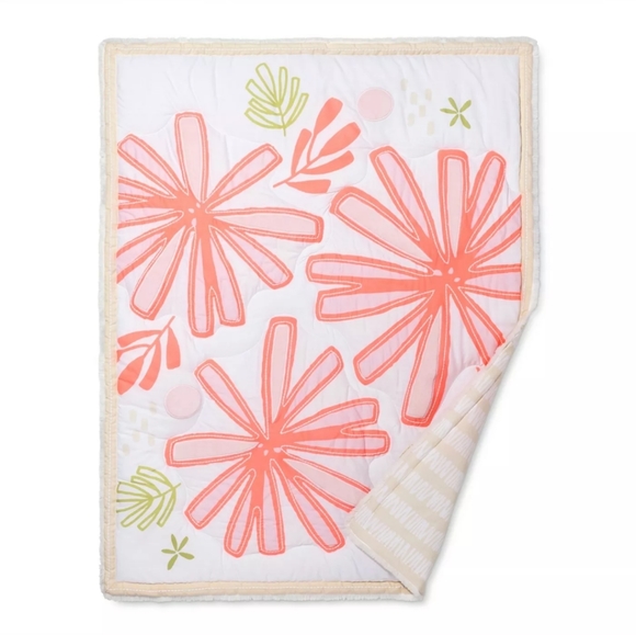 Crib bedding set - Picture 2 of 8